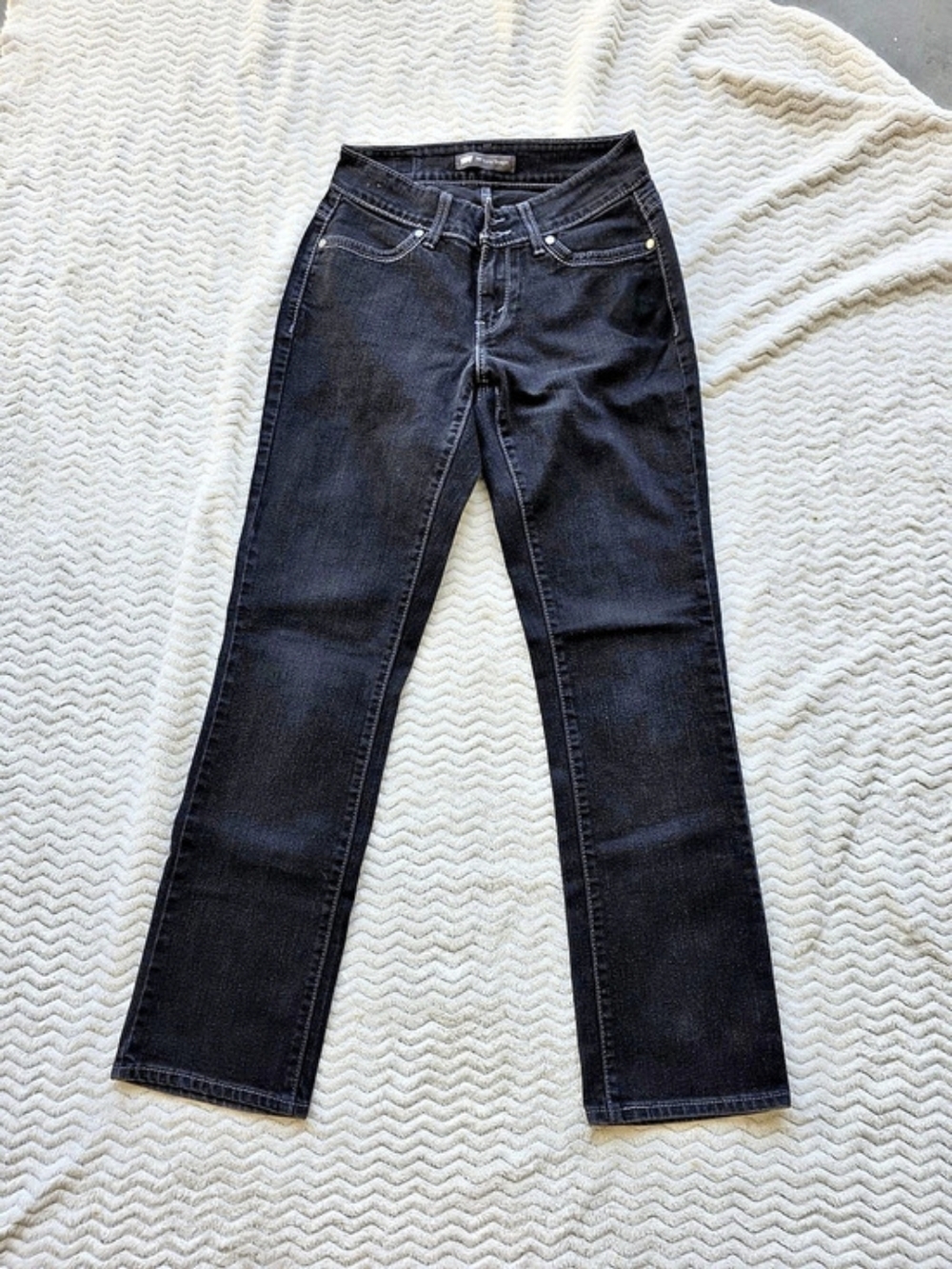 Levi's 529 Straight Black Straight-Leg Jeans Waist 28